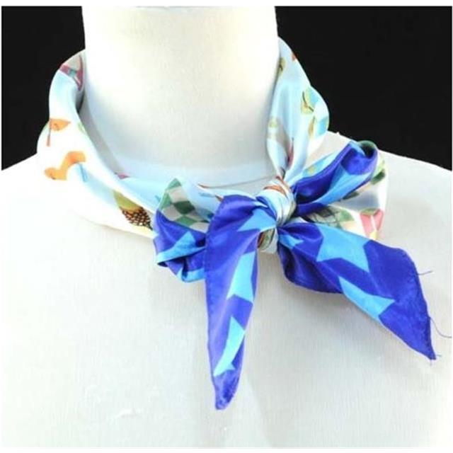 Kvadratna rutka s potiskom ženskih čevljev modra