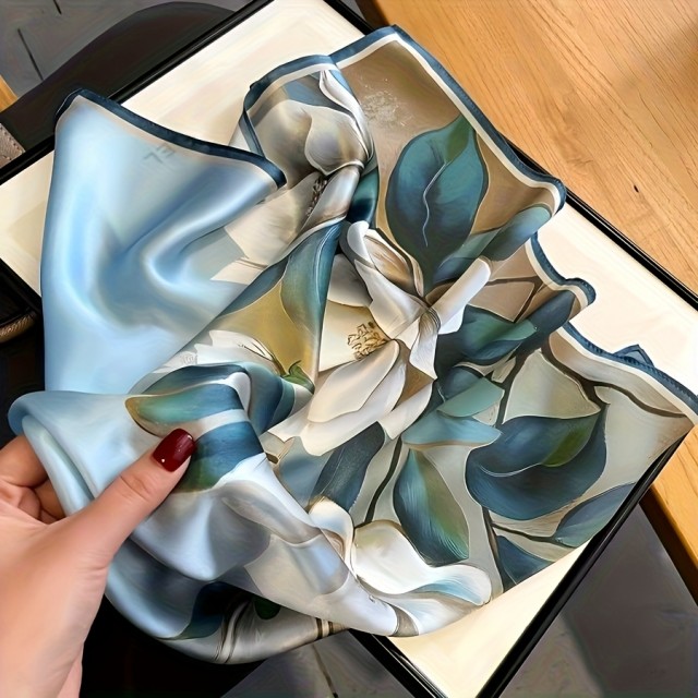 Elegantna ženska kvadratna ruta s potiskom lotosa