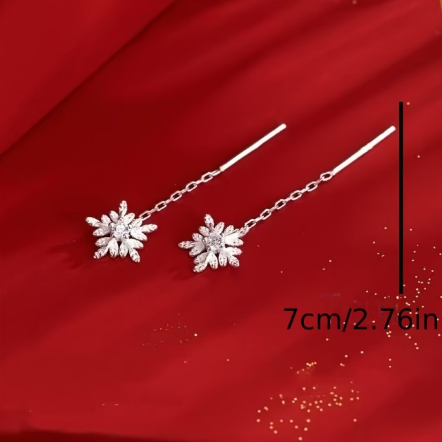 Prelepi viseči uhani s snežinko 