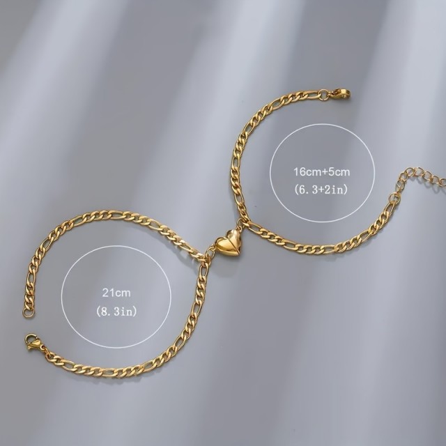 Komplet 2 zlatih zapestnic za pare z magnetnim srcem