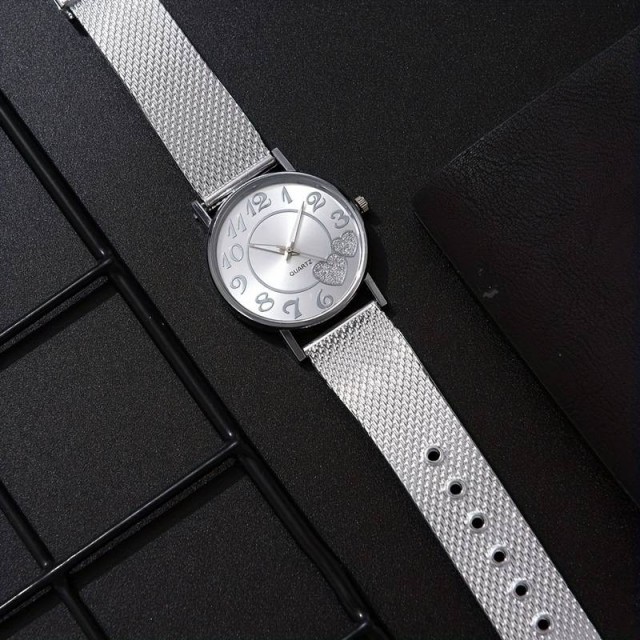 5 delni komplet v srebrni barvi, ura in nakit