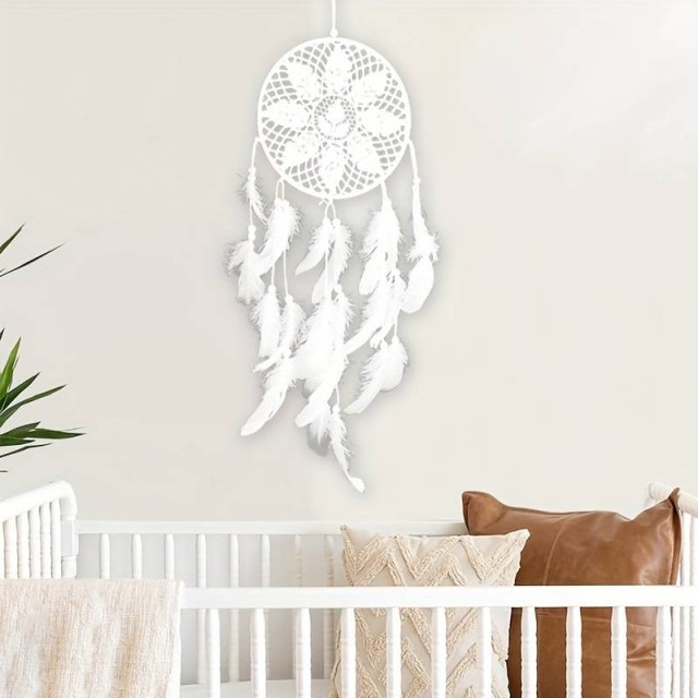 Romantični beli lovilec sanj za stensko obešanje