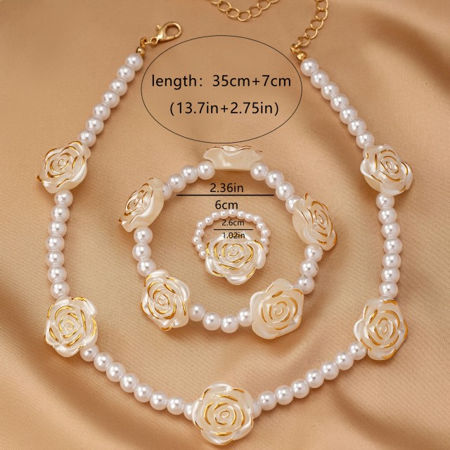 3 delni komplet nakita s perlicami in vrtnicami