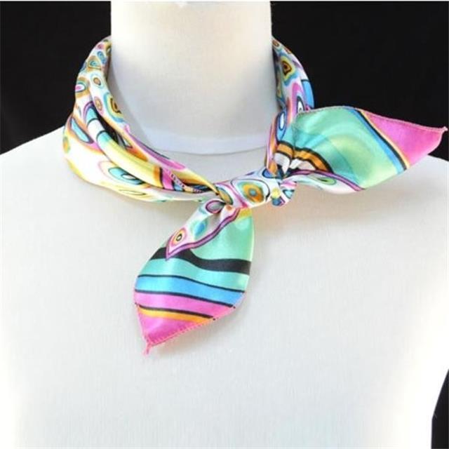 Elegantna kvadratna ruta s pisanim potiskom