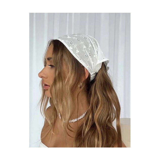 Vintage čipkasta rutka v beli ali črni barvi