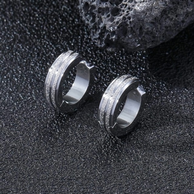 Komplet 2 uhanov za moške - brez prebadanja 