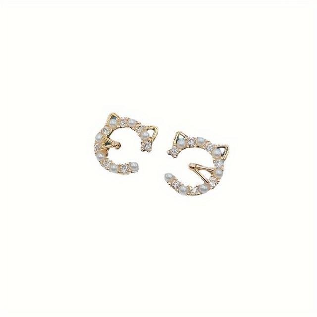 Prikupni uhani v obliki mačje glave