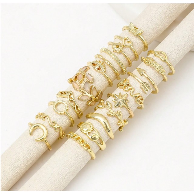 Komplet 20 ženskih prstanov v zlati barvi