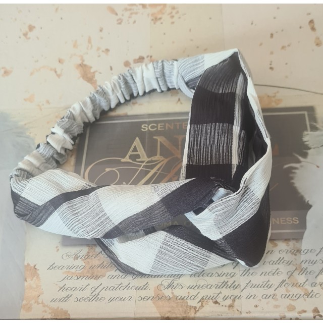 Trak za lase v 2 barvah, črn ali rdeč