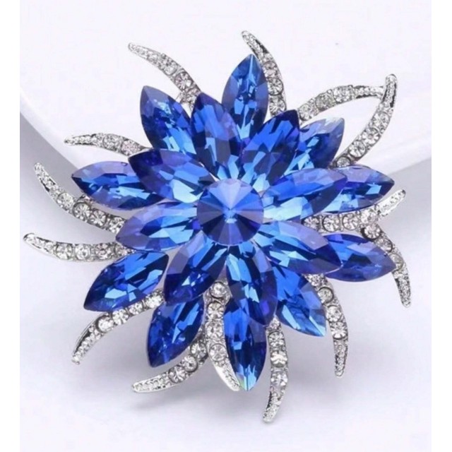 Elegantna večja broška kraljevsko modre barve 