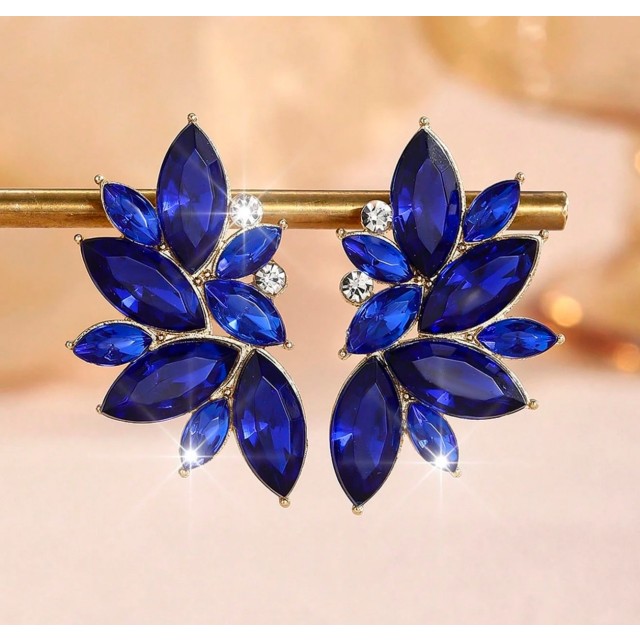 Elegantni uhani s kristali kraljevsko modre barve