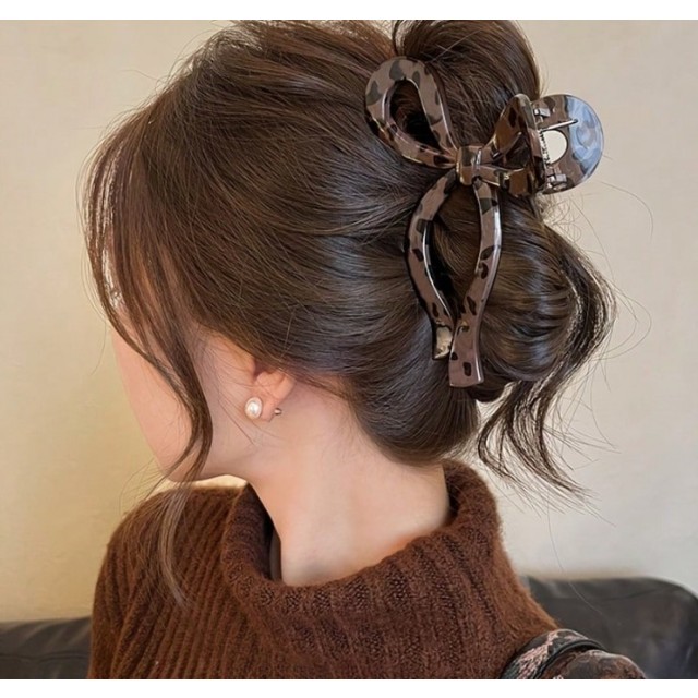 Velika plastična sponka za lase z leopardjim potiskom