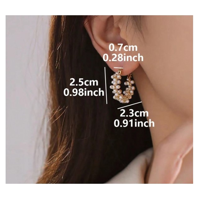 Elegantni uhani s perlicami – romantičen in luksuzen videz