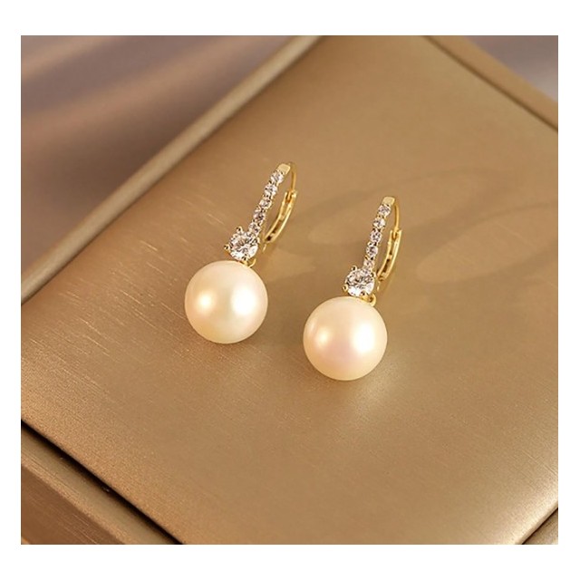 Elegantni viseči uhani s perlo