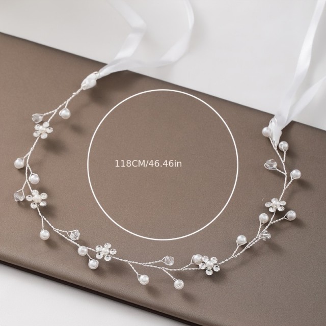 Čudovit svež klasičen bel trak za glavo z majhnimi cvetovi