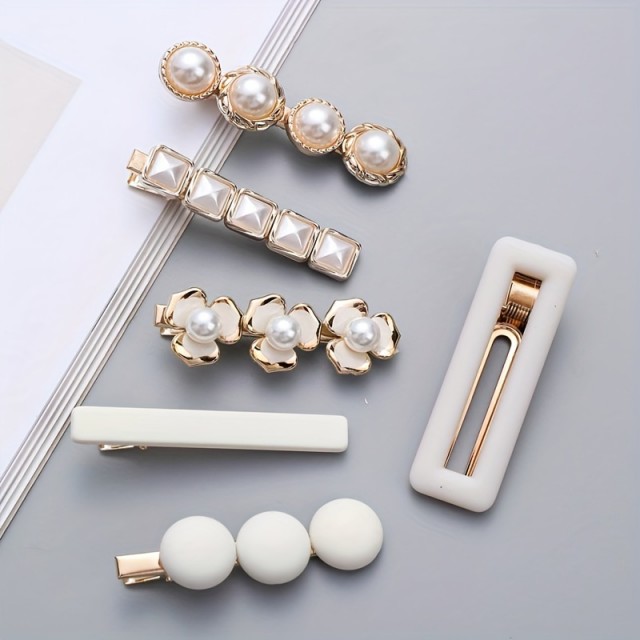 6 ženskih lasnih sponk z biseri in cvetjem