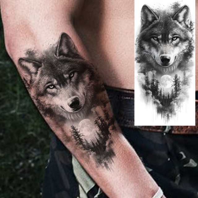 Moška tattoo nalepka z volkom v gozdu
