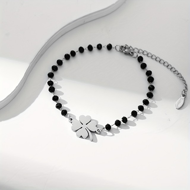 Minimalistična zapestnica iz nerjavečega jekla s štiriperesno deteljico