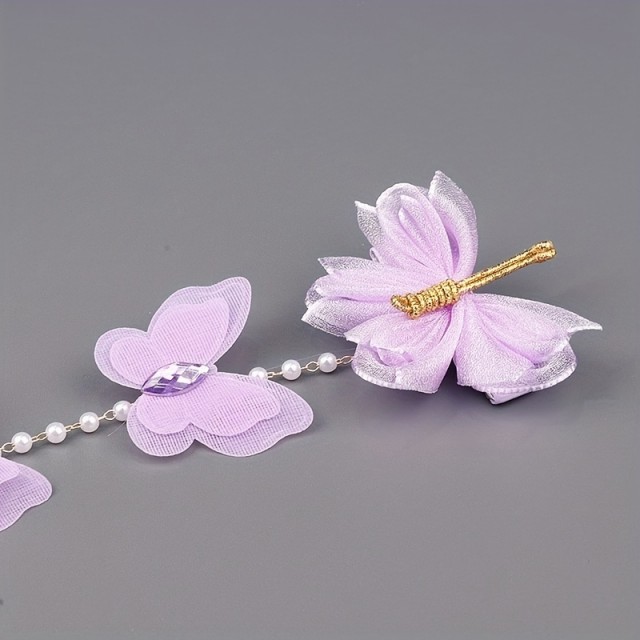 Prikupni lasni dodatek za kitke z metulji 2 barvi