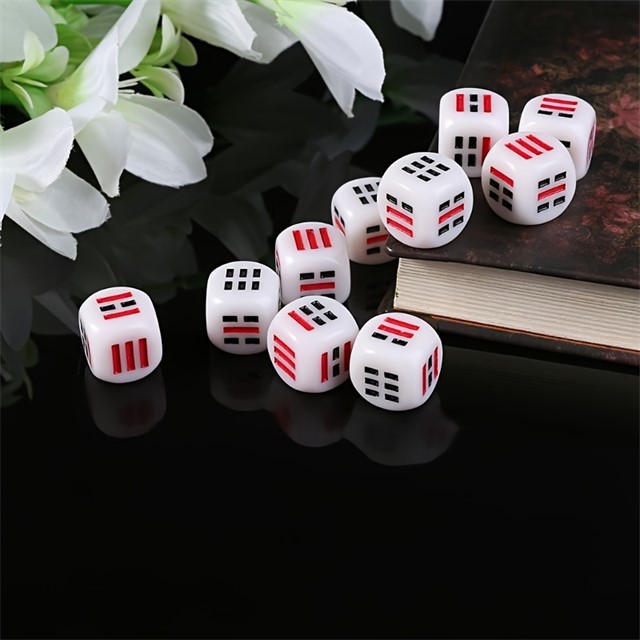 Komplet 2 kock I Ching za vedeževanje