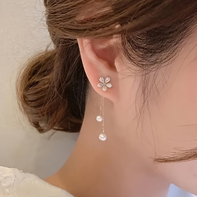 Prelepi viseči uhani z rožico