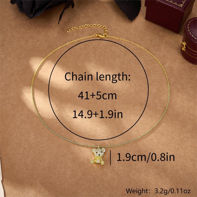 Prikupna ogrlica z obeskom medvedka s cirkoni 3 barve