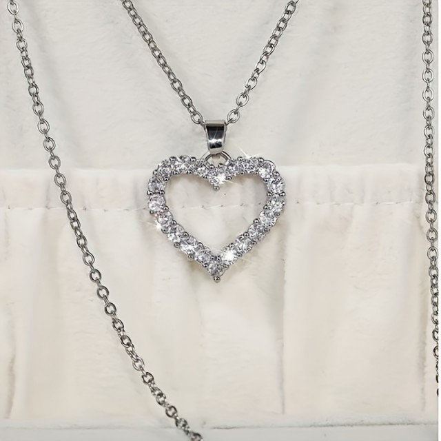 Ogrlica z obeskom iz nerjavečega jekla z motivom srca