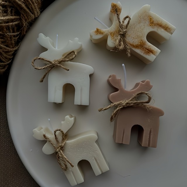 Silikonski kalup v obliki jelenčka - za izdelavo sveč in mila