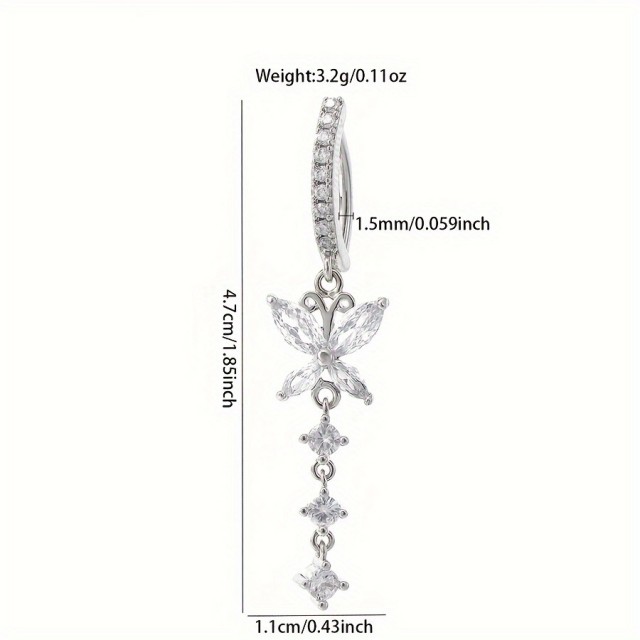 Piercing z metuljčkom in visečimi kamenčki