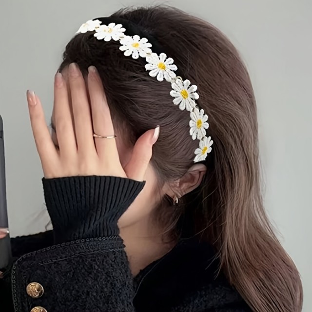Obroč za lase z belimi marjeticami