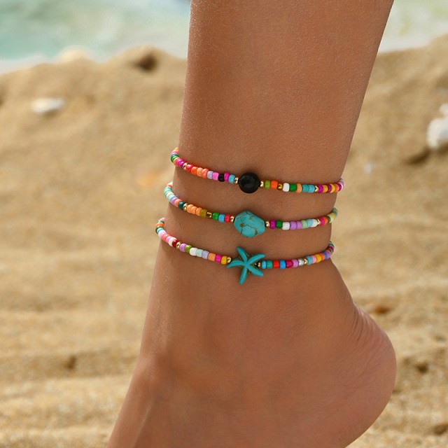 Pisan poletni komplet zapestnic za nogo s kamenčki