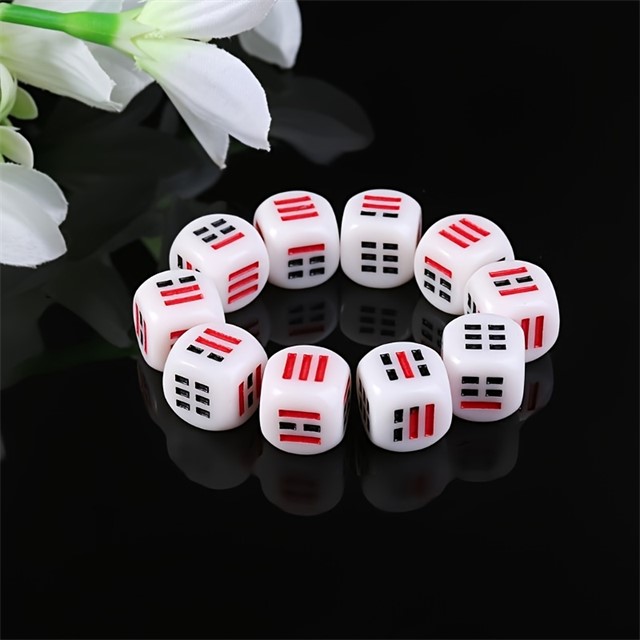 Komplet 2 kock I Ching za vedeževanje