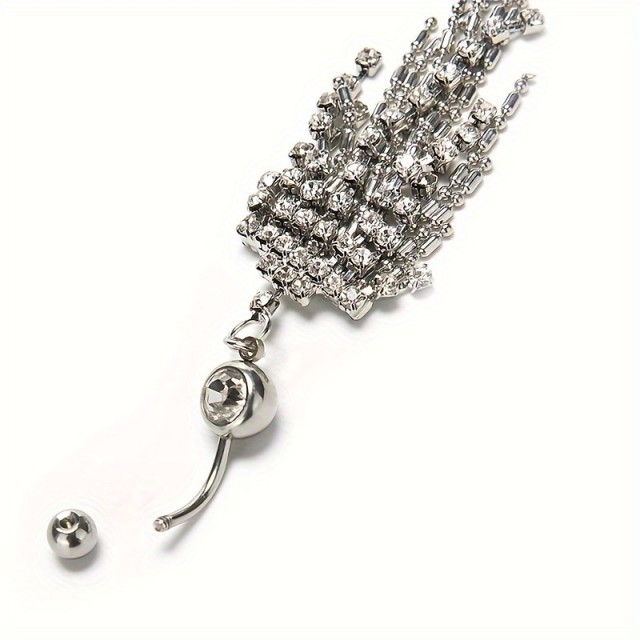 Piercing za popek s srebrnimi resicami 