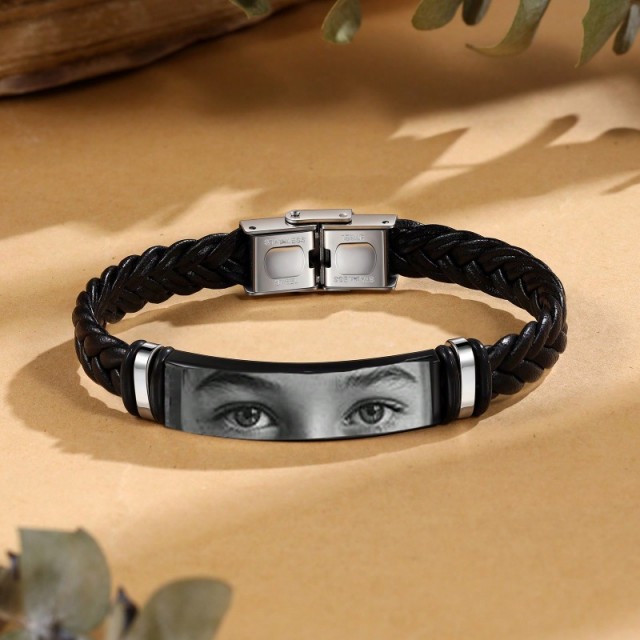 Personalizirana moška zapestnica z gravuro po vaših željah