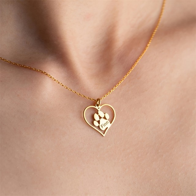 Personalizirana ogrlica s srčkom in odtisom šape možnost gravure