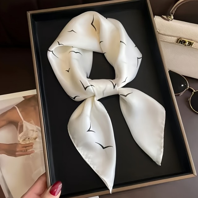 Elegantna ženska kvadratna ruta s potiskom galebov