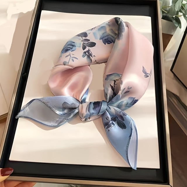 Elegantna ženska kvadratna ruta s pastelnimi toni