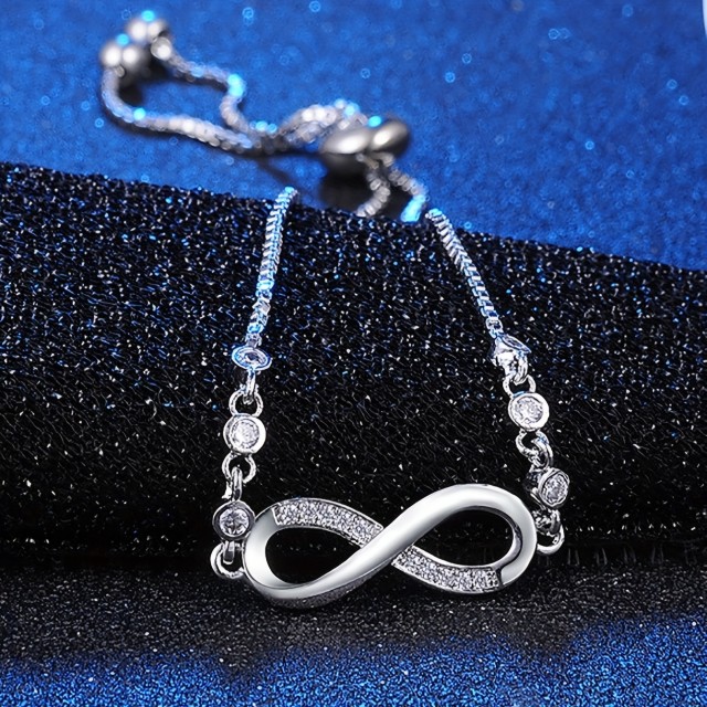 Nerjaveča zapestnica rose zlate ali srebrne barve z znakom neskončnosti