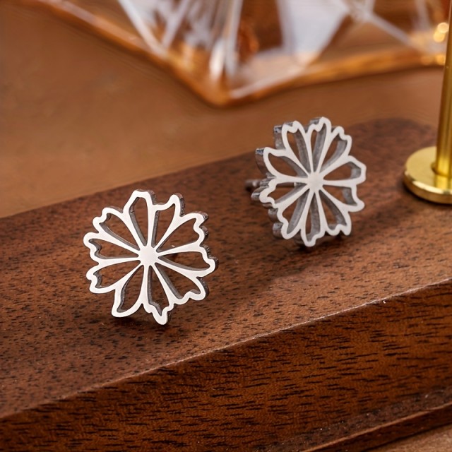 5 parov minimalističnih in ljubkih cvetličnih uhanov iz nerjavečega jekla