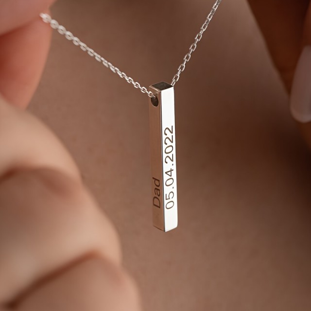  Personalizirana ogrlica iz 316L nerjavečega jekla – graviran obesek v obliki pravokotne palice