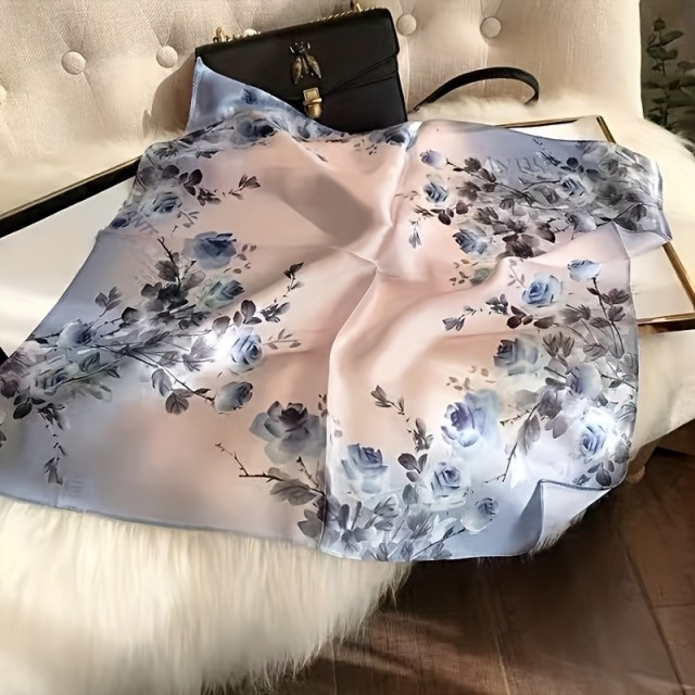 Elegantna ženska kvadratna ruta s pastelnimi toni