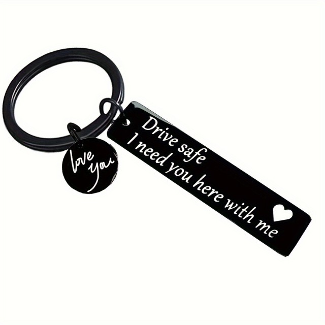Obesek za ključe DRIVE SAFE, I LOVE YOU 2 barvi 