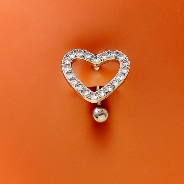 Piercing za popek v obliki srca iz nerjavečega jekla