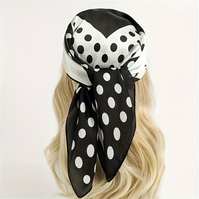 Elegantna ženska kvadratna ruta s pikicami