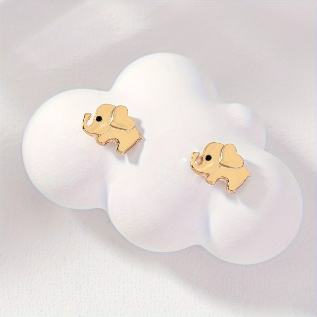 Prikupni zlati mini uhančki v obliki slončka