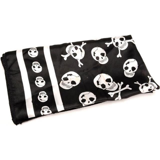 Elegantna kvadratna ruta z gusarskim motivom