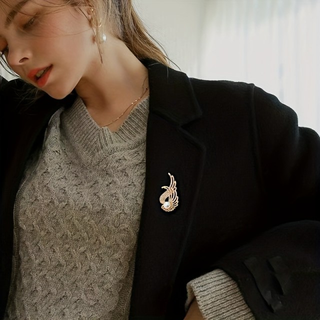 1 kos elegantne zlate broške s perličnim dodatkom 