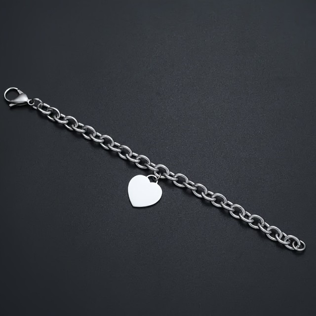 Personalizirana zapestnica z obeskom srca in gravuro po želji