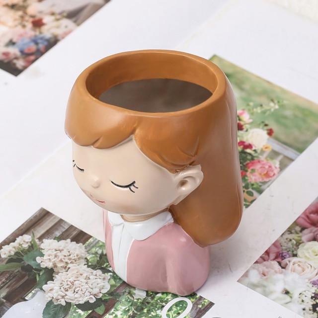 Cvetlični lonček DEKLICA Z ZAPRTIMI OČMI