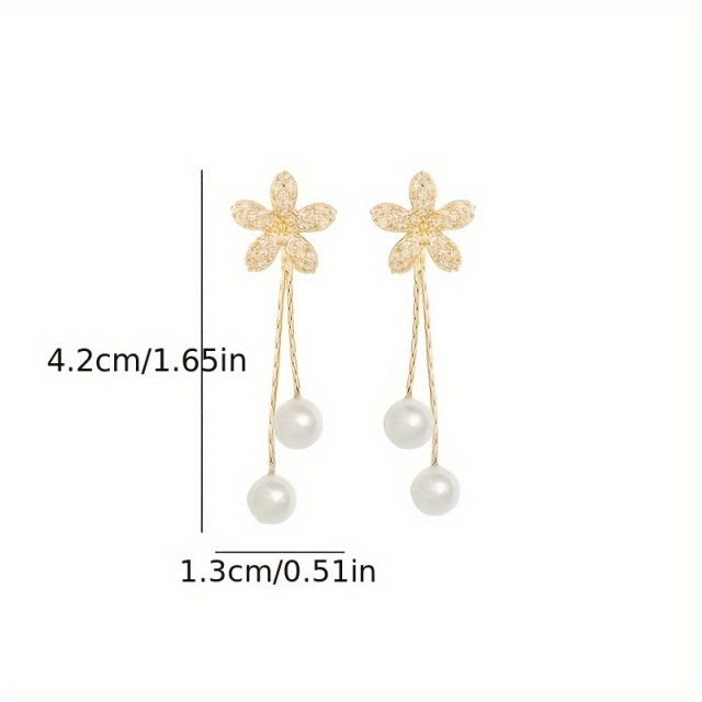 Prelepi viseči uhani z rožico